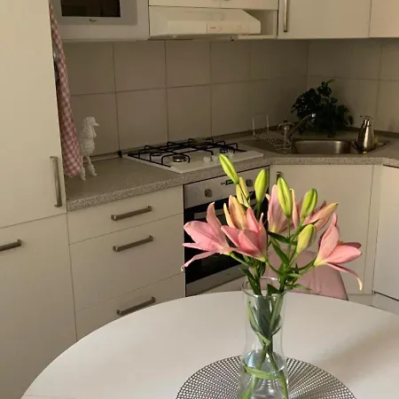 דירה Bright Apapartment In The Heart Of *