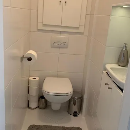 Bright Apapartment In The Heart Of דירה