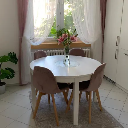 Bright Apapartment In The Heart Of ברטיסלאבה